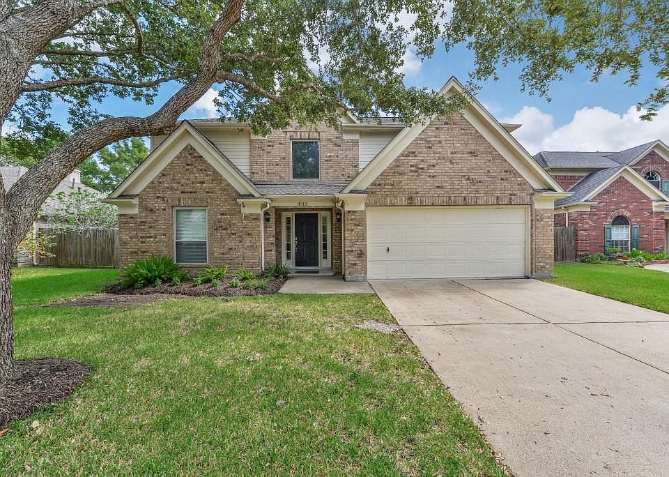 1st image of 3913 Cedarwood Dr