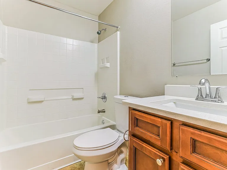 8127 S 5th Ave — Photo 15