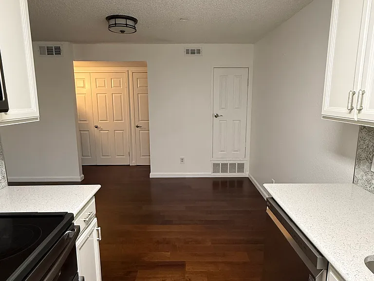 14404 E Colorado Dr #202 — Photo 10