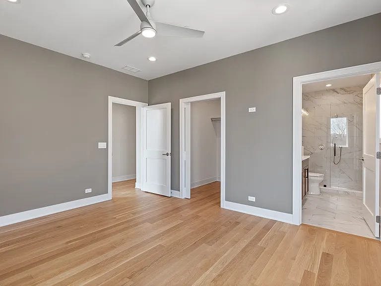 4861 N Hermitage Ave — Photo 11