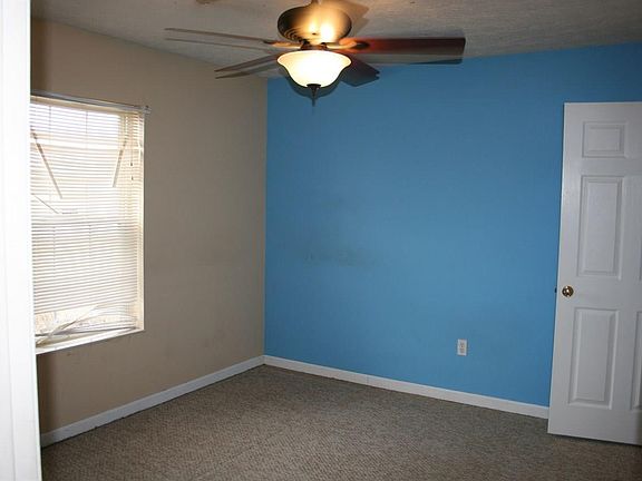 2nd image of 1474 Main St
