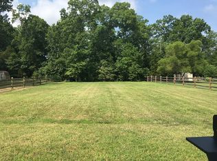 13721 Stringfellow Ln, Charlotte, NC 28278