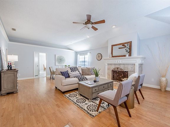2nd image of 6834 Buenos Aires Dr