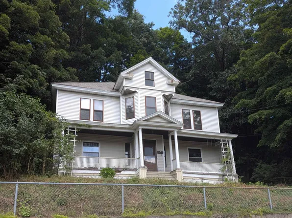 207 Elliot Street, Brattleboro, VT 05301