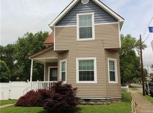 246 E Chestnut St, Bridgeport, IL 62417