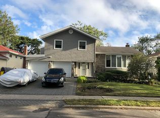 840 Fanwood Ave, Valley Stream, NY 11581