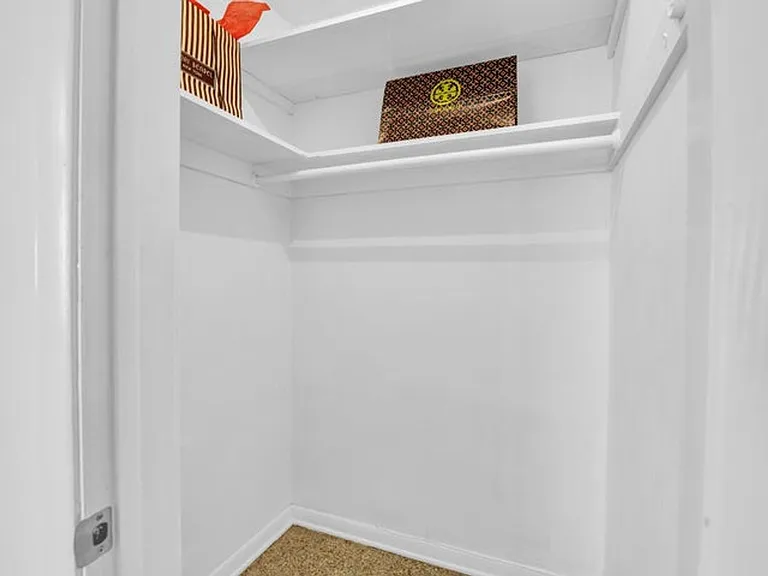 702 Sunset Dr — Photo 12