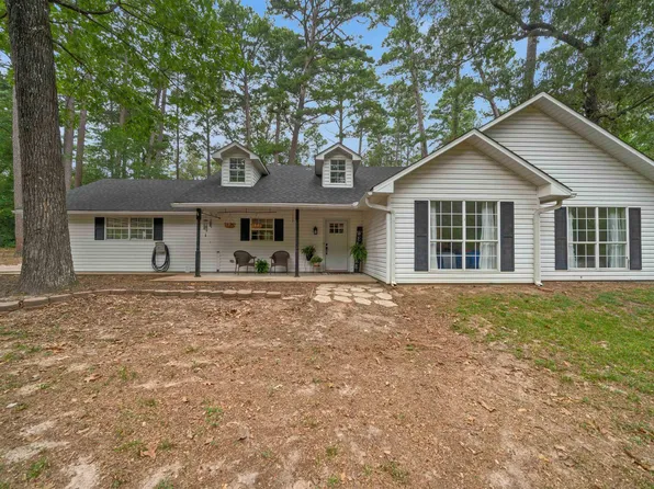 160 Quail Run, Holly Lake Ranch, TX 75765