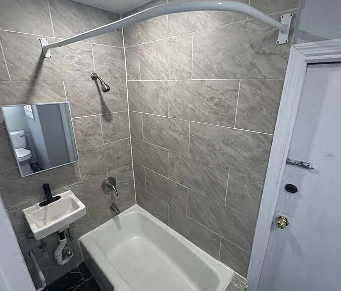92 Ash St #3 — Photo 1