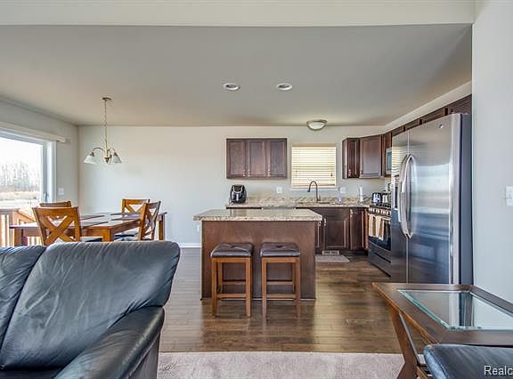 4th image of 9080 Rock Harbor Dr