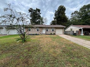 4 Woodbriar Ct, Jacksonville, AR 72076