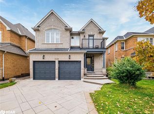 3099 Velmar Dr, Mississauga, ON L5M 6W3