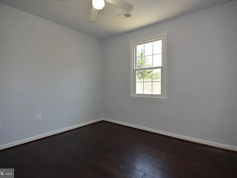 714 Hurley Ave — Photo 25