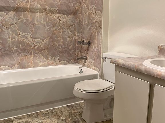 5th image of 14381 30th Ave NE APT 21