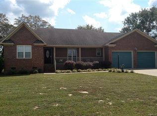 512 Amherst Dr, Fayetteville, NC 28306