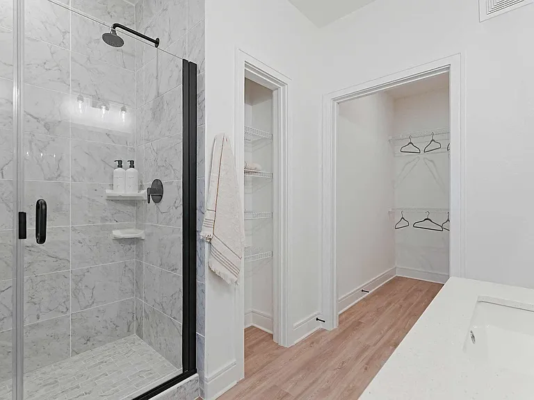 Tropia Luxury Apartments — Photo 99