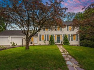 517 Smyth Rd, Manchester, NH 03104