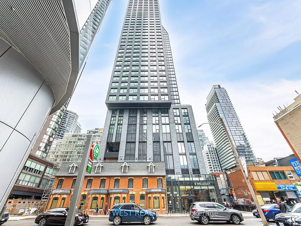 8 Wellesley St W #3505