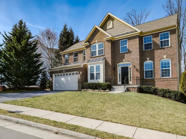 103 Thompson Ct, Winchester, VA 22602