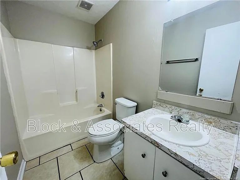 4959 Galveston Dr #C — Photo 15
