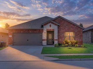9705 Olanta Trl, Fort Worth, TX 76108