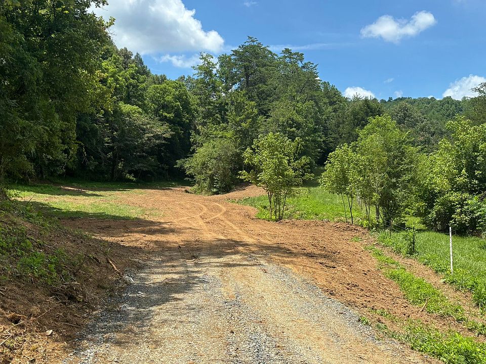 1st image of Bogard Rd