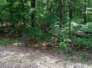 40 Whispering Oaks Ln, Finger, TN 38334