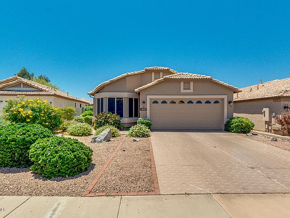 2nd image of 10723 W Irma Ln