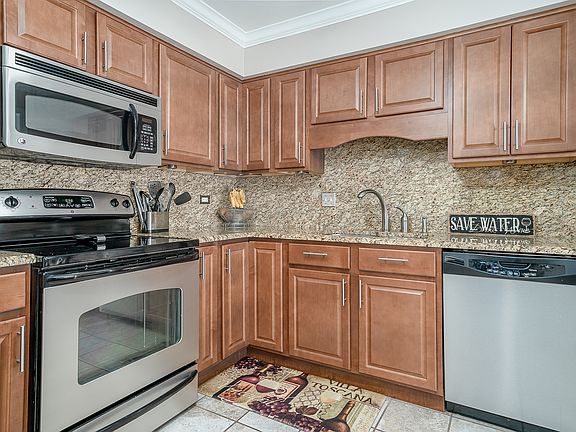 3rd image of 7552 S Cork Ave #7552