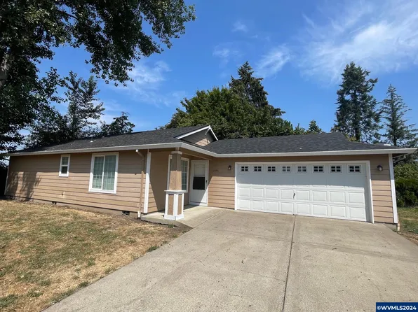 2055 Evergreen Ave NE, Salem, OR 97301