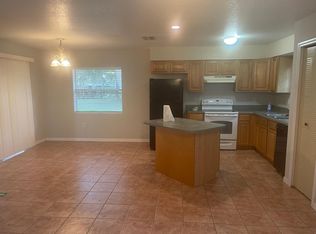 3700 Vilabella Dr, Sebring, FL 33872