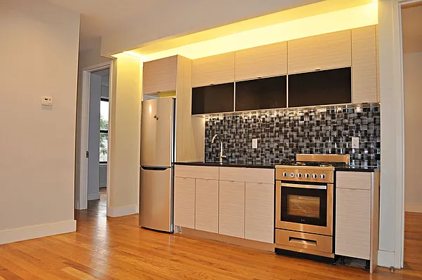 Rented by EXR | media 36