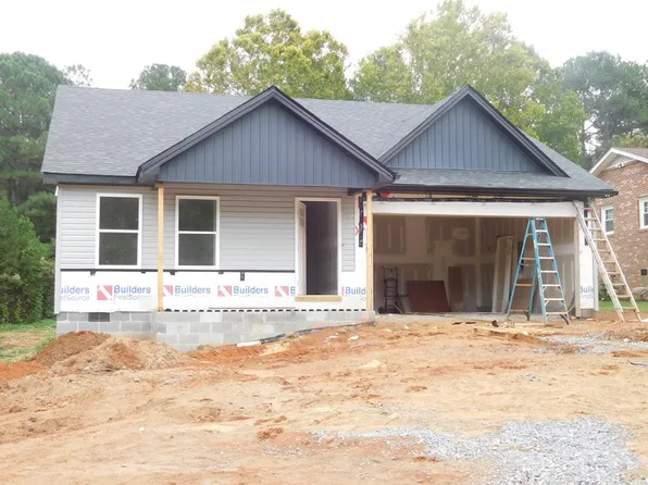 138 Brookshire Dr, Gaffney, SC 29341