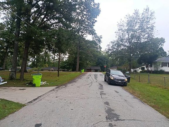 4th image of 7149 Pine St