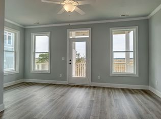 111 S Boca Bay Ln #B, Holly Ridge, NC 28445