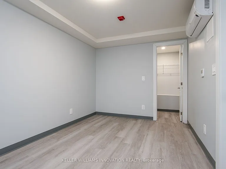 10 Queen St #2 — Photo 16