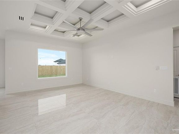 2nd image of 1402 Helen Dr
