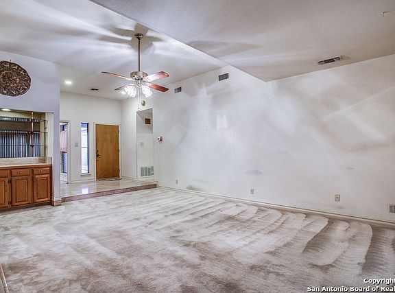 5th image of 16215 Garden Oaks St