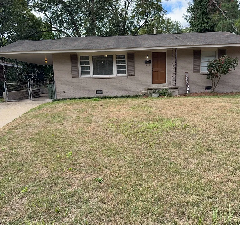 437 Forest Hills Dr