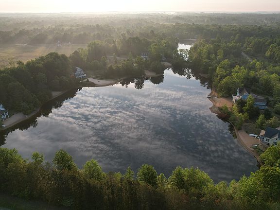 2nd image of 77524 Le Lac Dr
