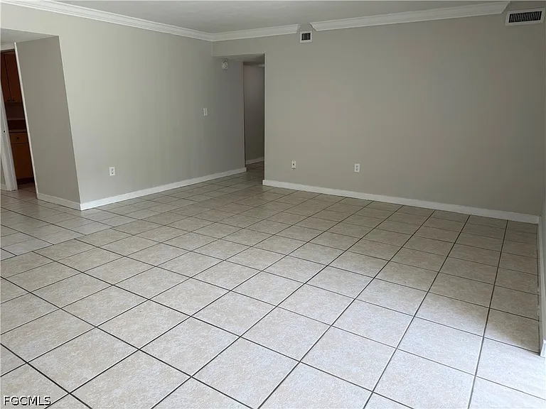 1830 Maravilla Ave #706 — Photo 4