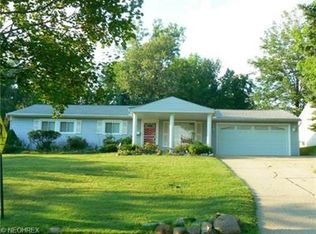 24845 Eldridge Blvd, Bedford Heights, OH