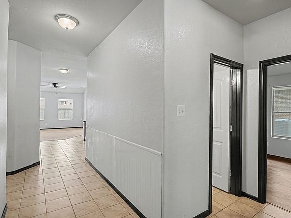 4th image of 257 Meadowlands Dr