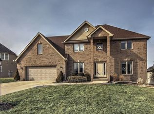 10572 Erie Dr, Crown Point, IN