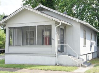 110 W 8th St, Metropolis, IL 62960