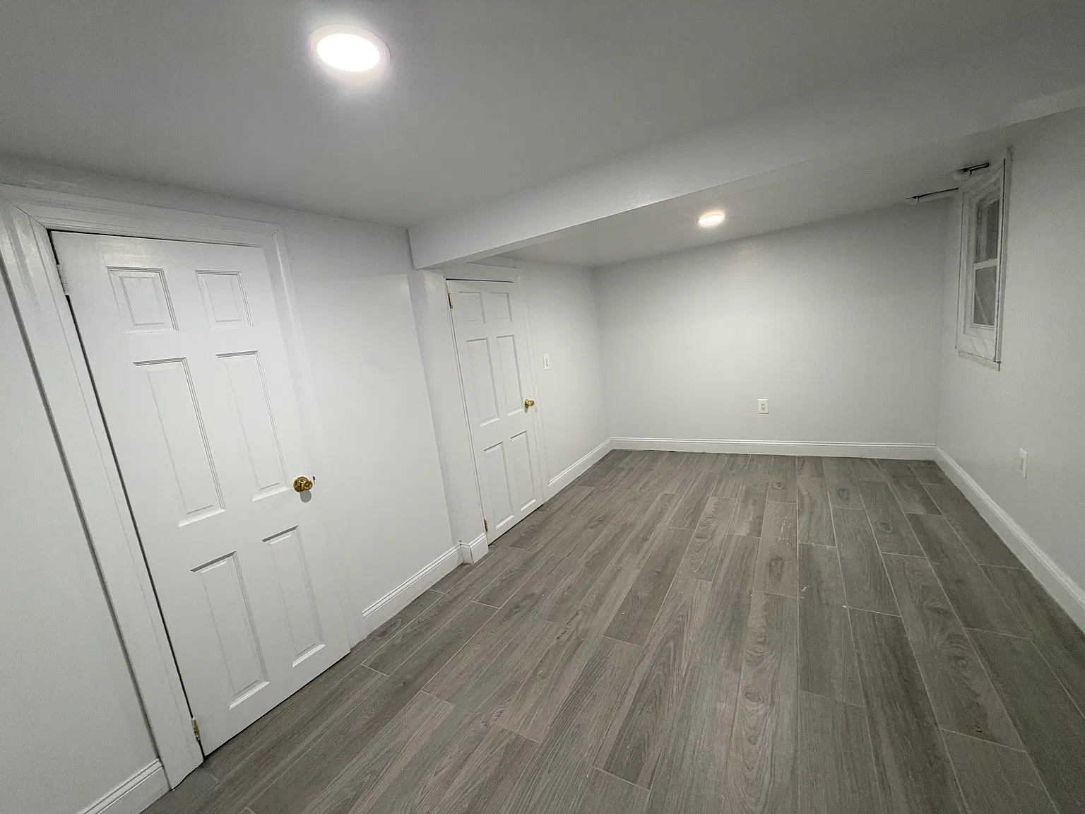 3 bed, 1050 sqft, $2,495 — Photo 2