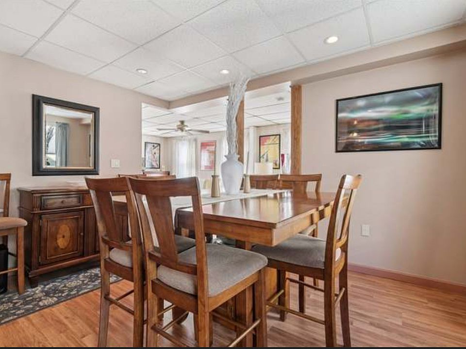 1st image of 41 Kinsman St #41