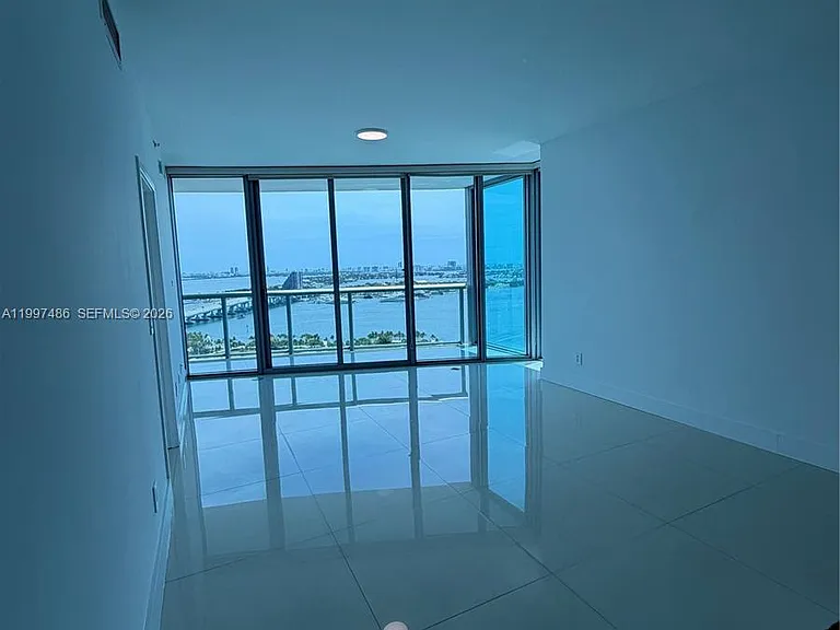 888 Biscayne Blvd #2709 — Photo 2