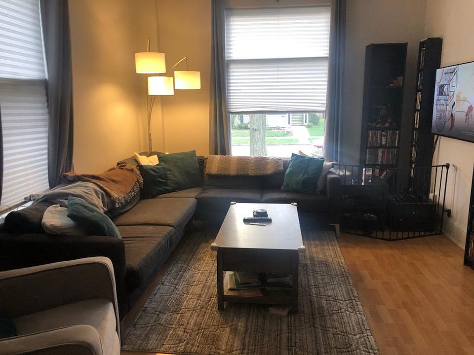 1st image of 316 S Grove Ave APT 1