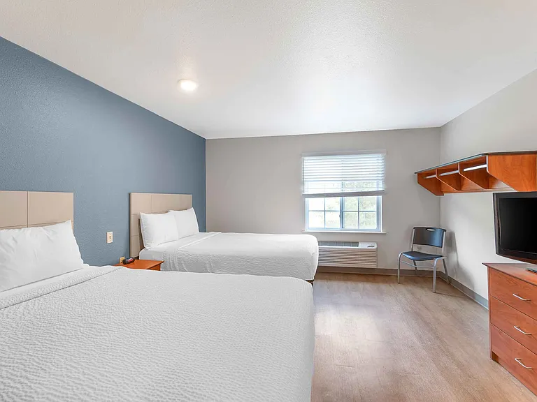 Studio Suite - 2 Full Beds